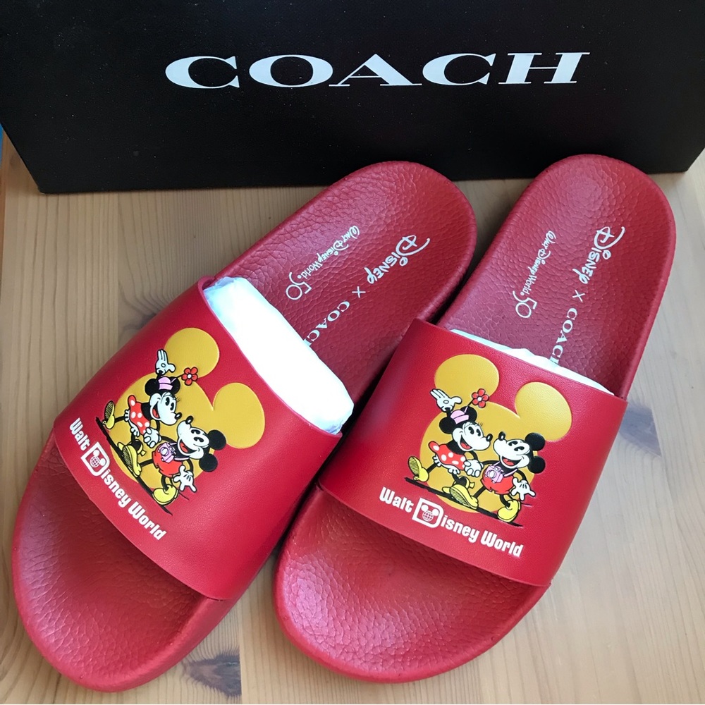 🐭🥰 Disney X Coach Sport Slide With Mickey Mouse And Minnie Mouse Motif
